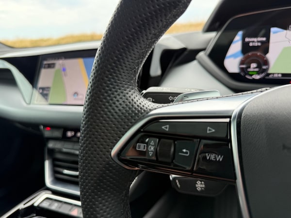 Used Audi e-tron GT 2022 for sale - 75551911: Photo 40