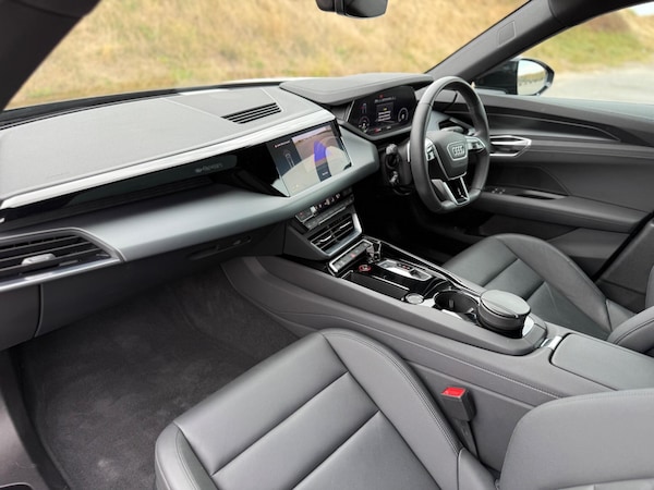 Used Audi e-tron GT 2022 for sale - 75551911: Photo 58