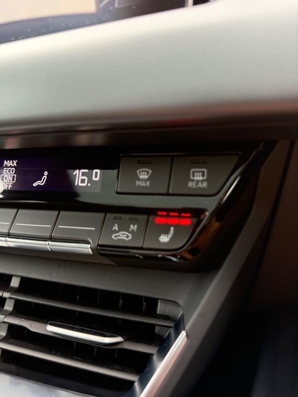 Used Audi e-tron GT 2022 for sale - 75551911: Photo 73