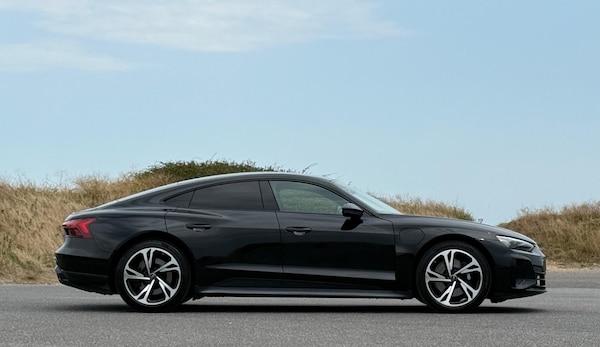Used Audi e-tron GT 2022 for sale - 75551911: Photo 88