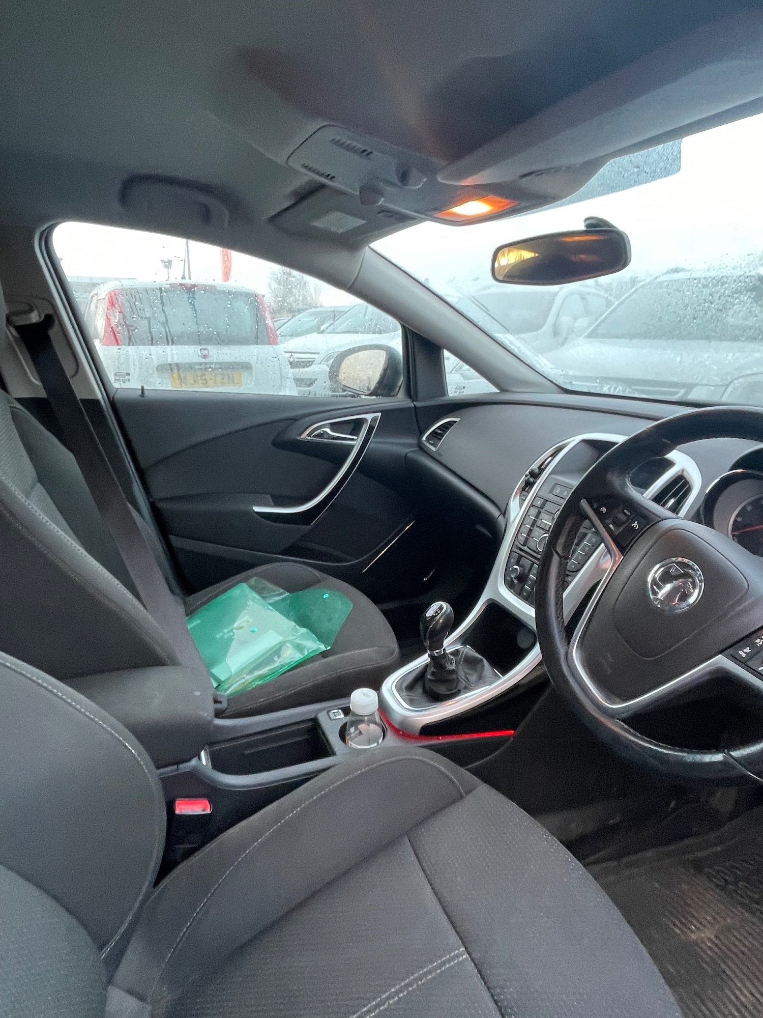 Used Vauxhall Astra 2012 for sale - 76959871: Photo 3