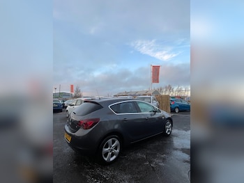 Used Vauxhall Astra 2012 for sale - 76959871: Photo