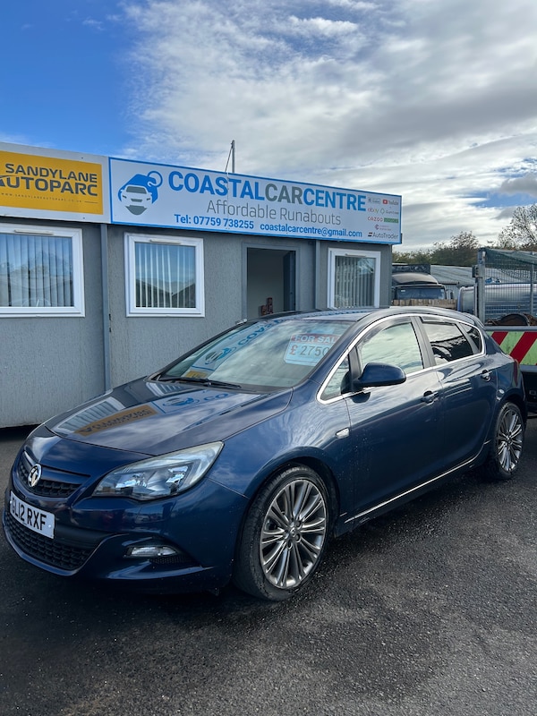 Used Vauxhall Astra 2012 for sale - 76205780: Photo 1