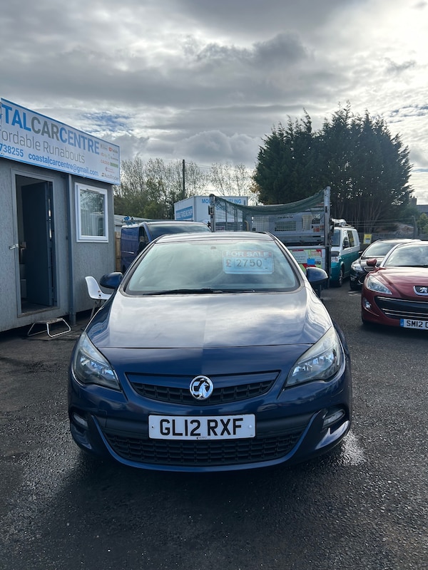 Used Vauxhall Astra 2012 for sale - 76205780: Photo 2