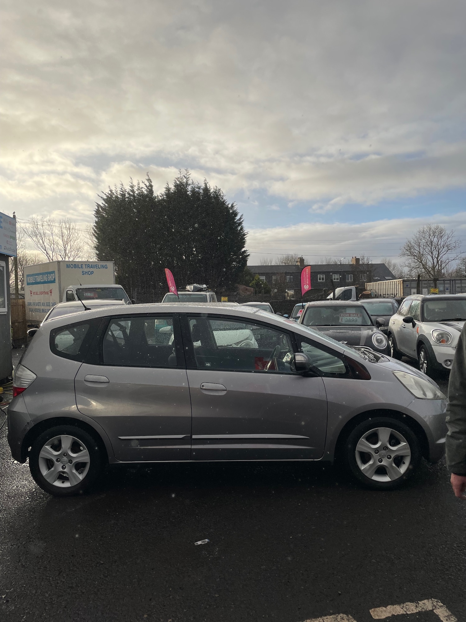 Used Honda Jazz 2009 for sale - 77069134: Photo 2