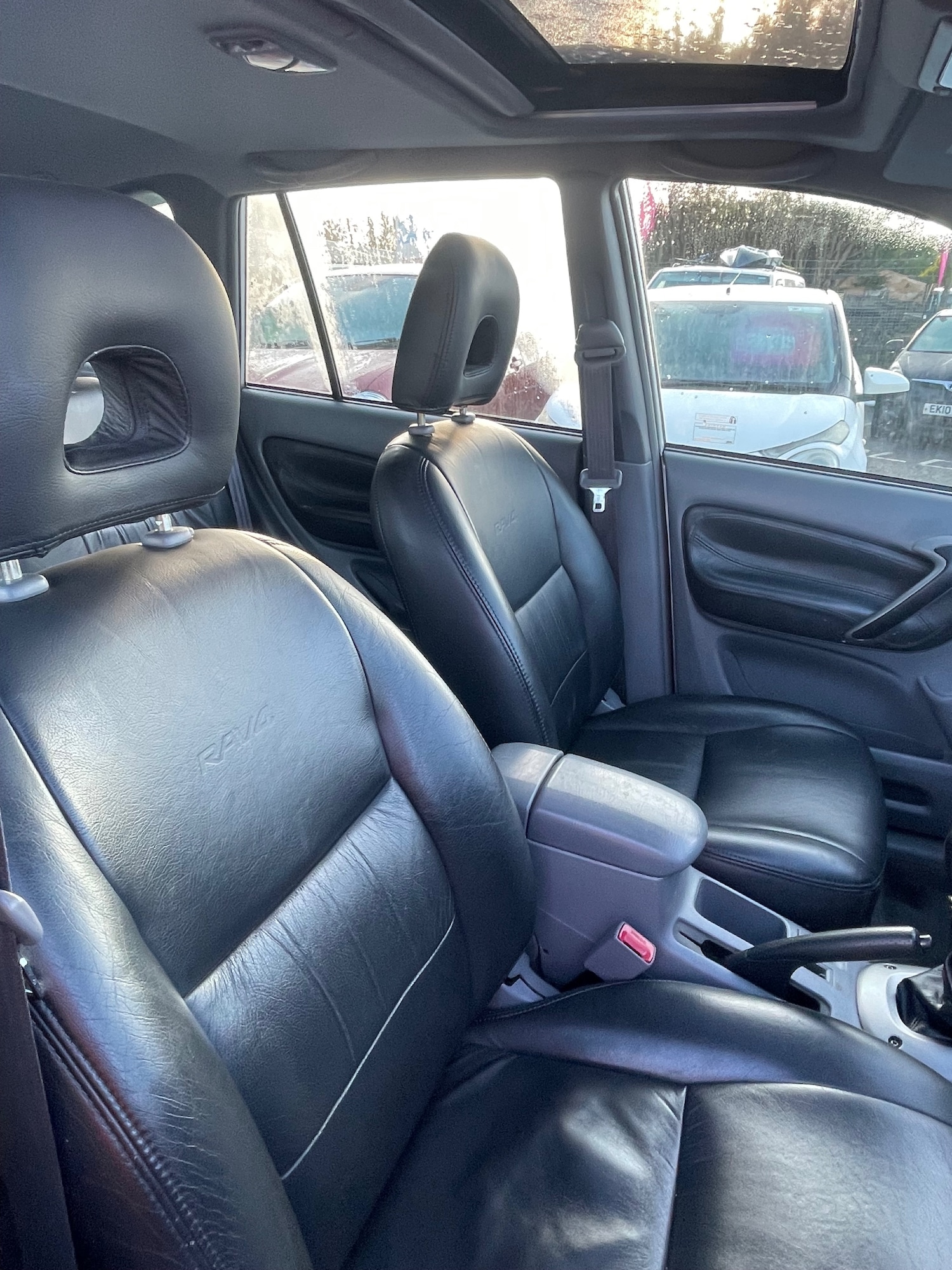 Used Toyota RAV4 2001 for sale - 76792482: Photo 8