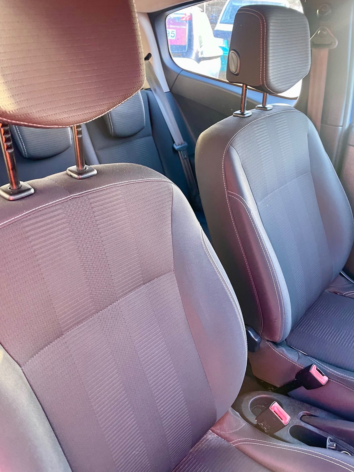 Used Renault Clio 2010 for sale - 76904497: Photo 5