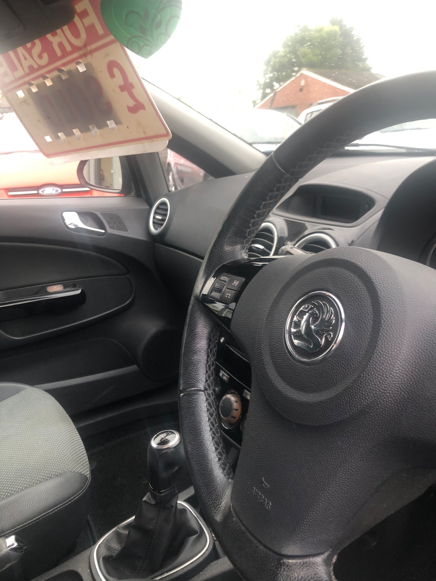 Used Vauxhall Corsa 2010 for sale - 76330999: Photo 9
