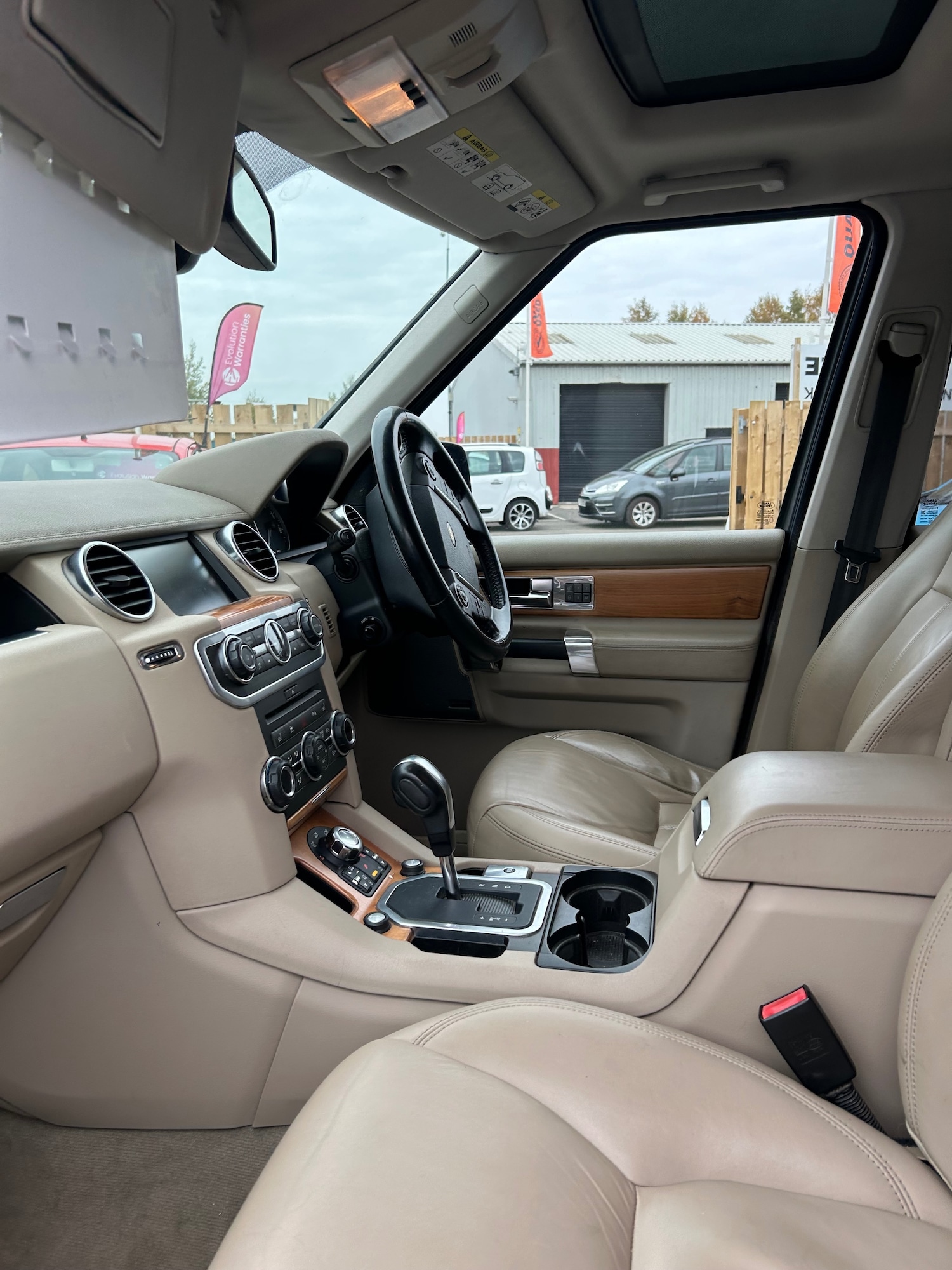 Used Land Rover Discovery 2009 for sale - 76309854: Photo 11