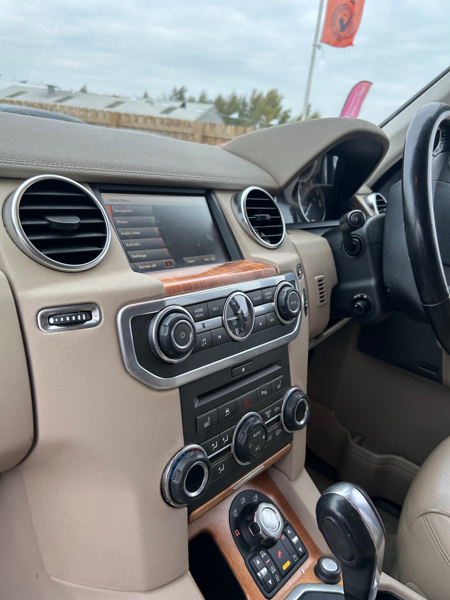 Used Land Rover Discovery 2009 for sale - 76309854: Photo 14