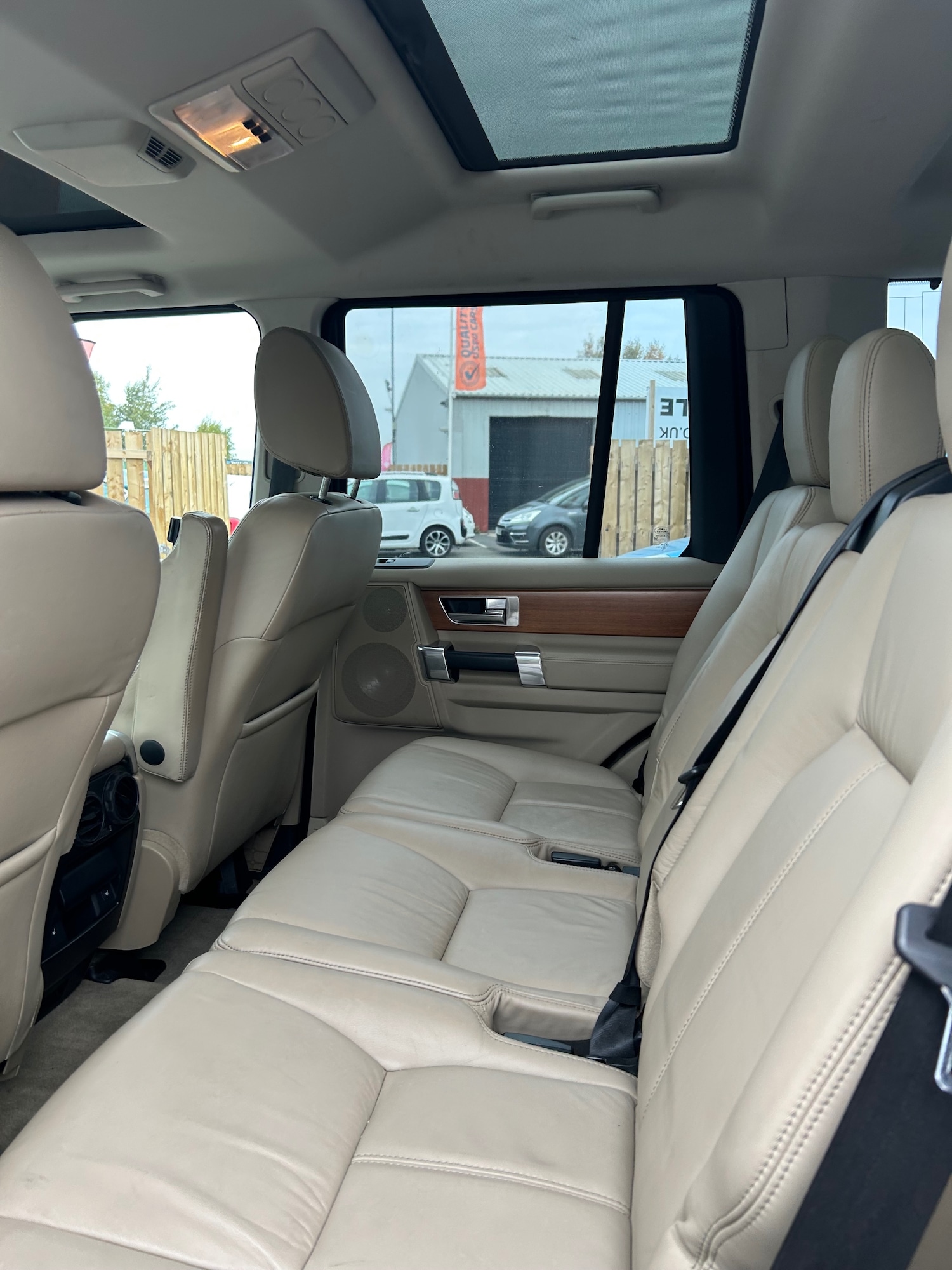 Used Land Rover Discovery 2009 for sale - 76309854: Photo 7