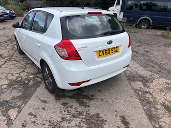 Used Kia Ceed 2010 for sale - 79731834: Photo