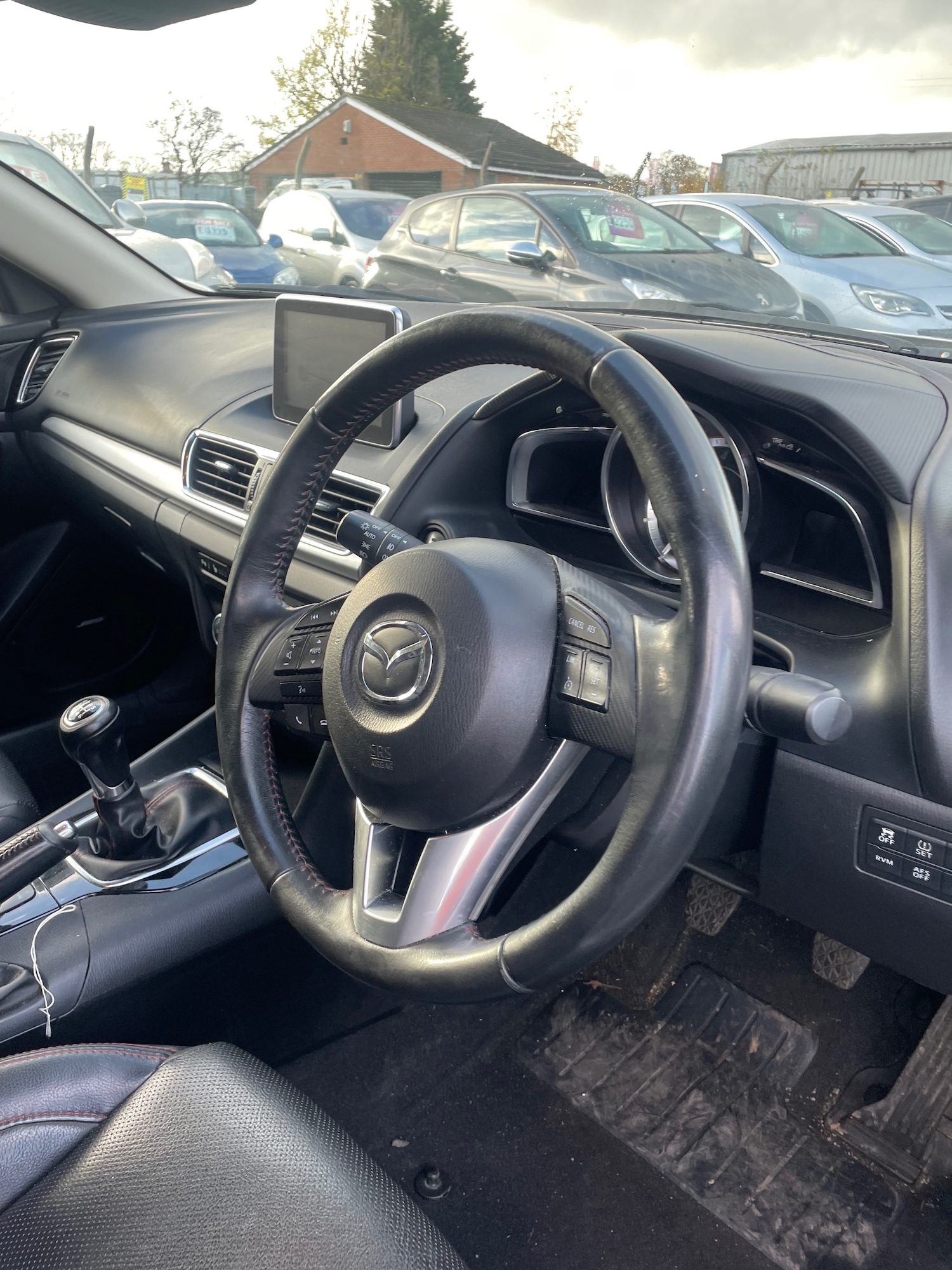 Used Mazda Mazda3 2014 for sale - 76532103: Photo 11