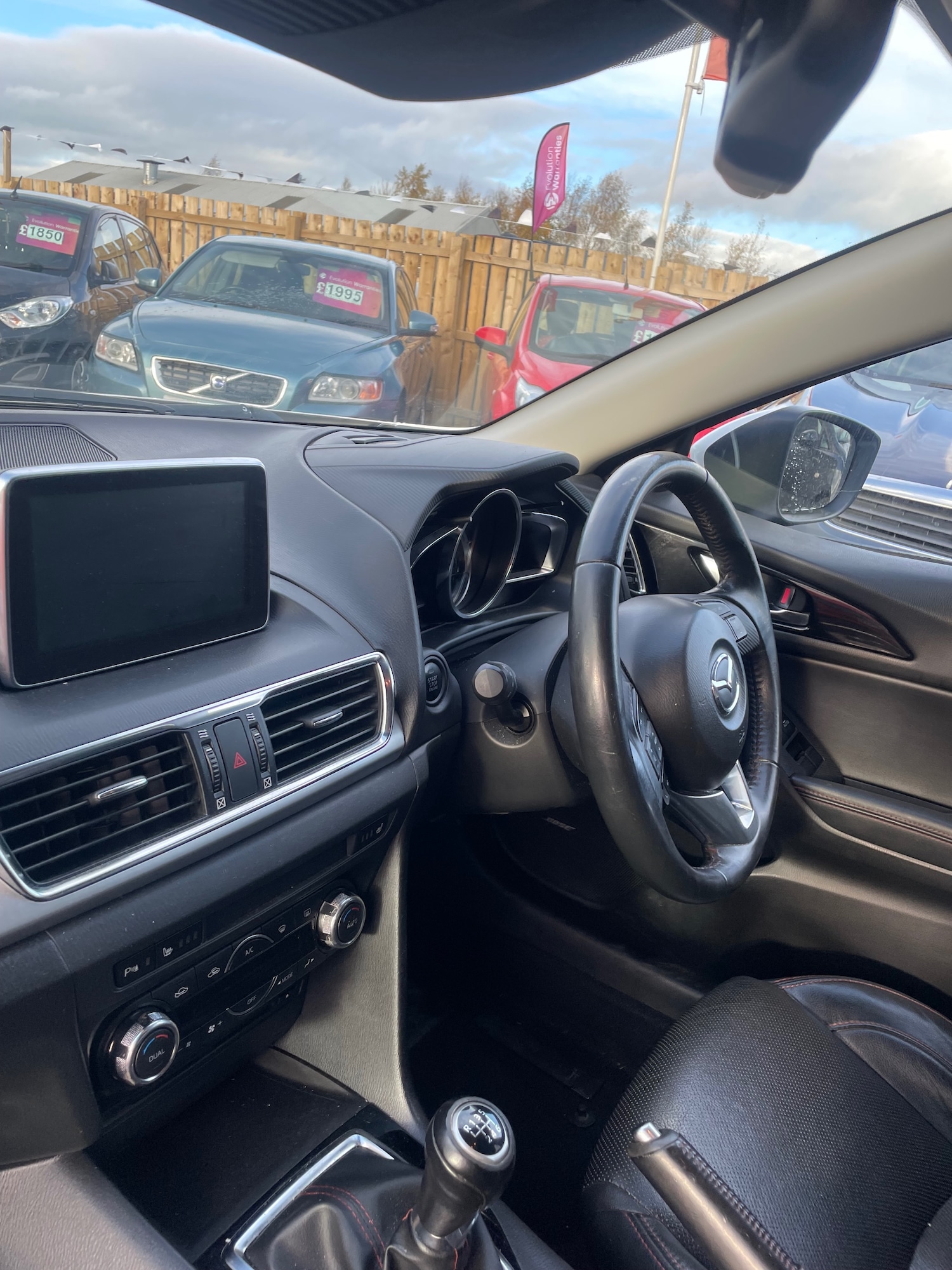 Used Mazda Mazda3 2014 for sale - 76532103: Photo 12