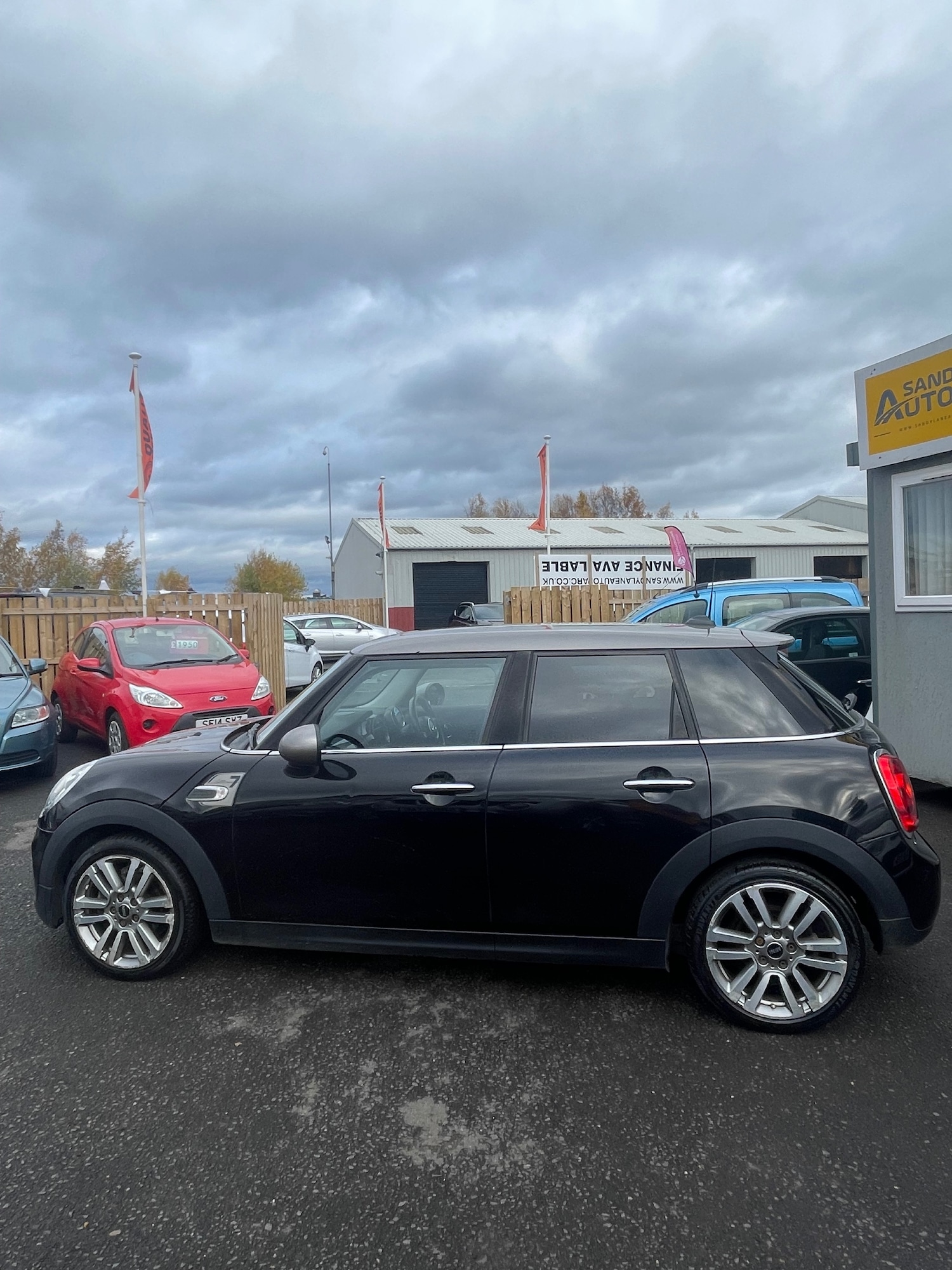 Used MINI Hatch 2017 for sale - 76462161: Photo 8