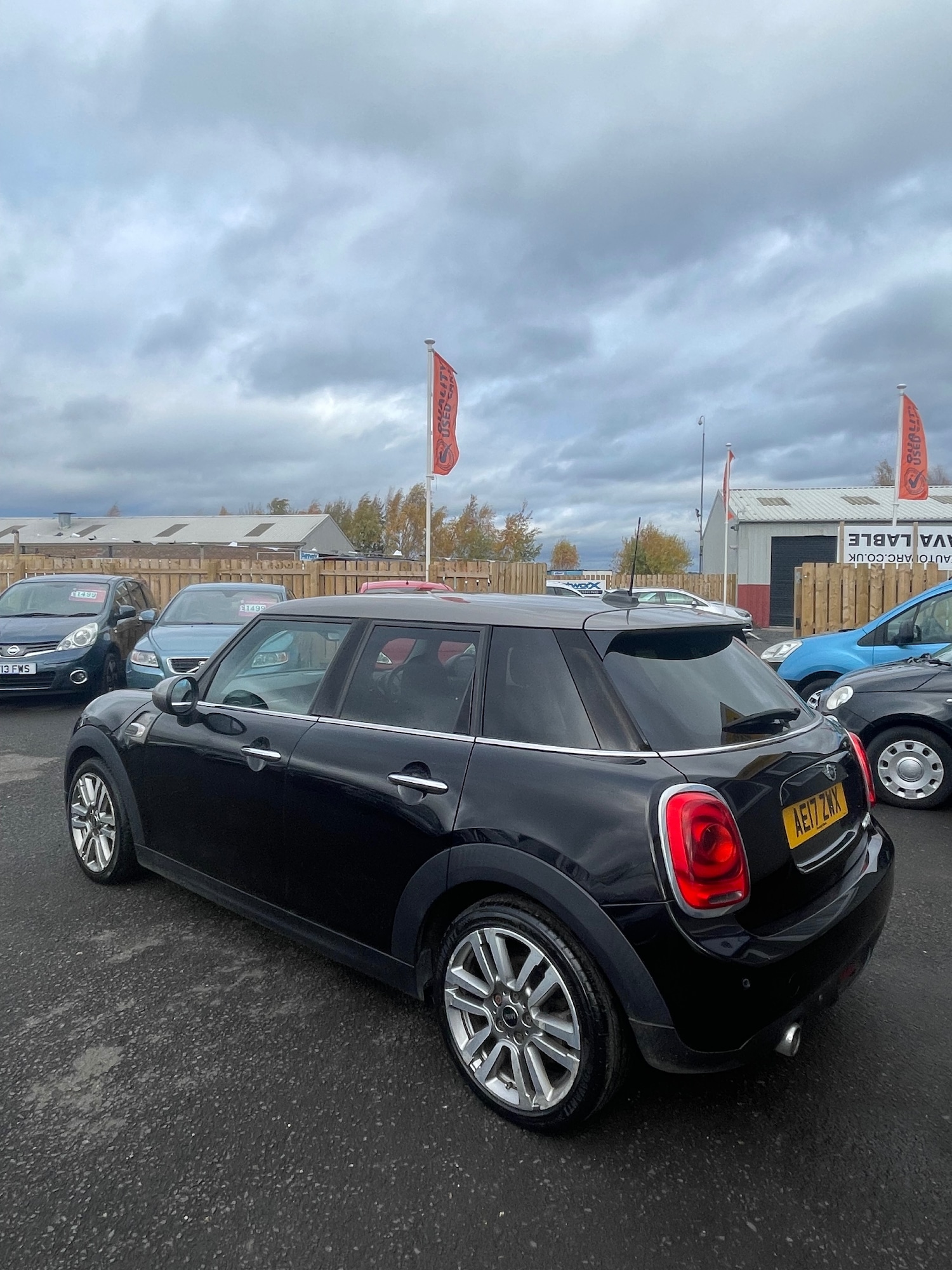 Used MINI Hatch 2017 for sale - 76462161: Photo 9