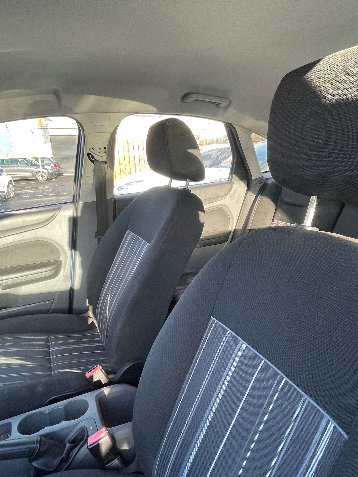 Used Ford Focus 2010 for sale - 76736479: Photo 8