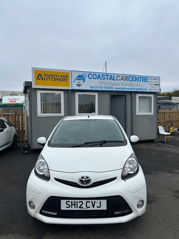 Used Toyota AYGO 2012 for sale - 76275189: Photo 2