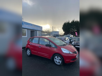 Used Honda Jazz 2010 for sale - 77069015: Photo