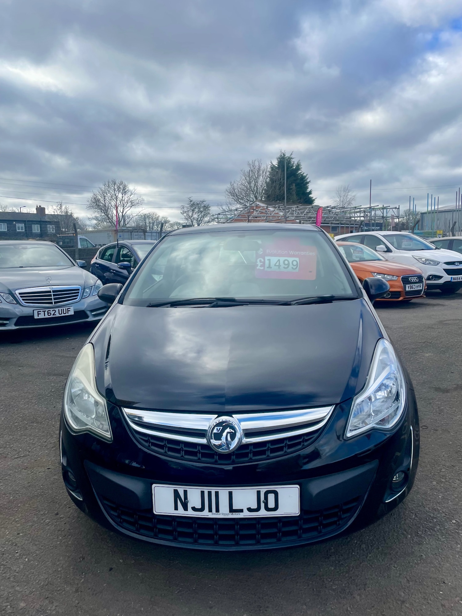 Used Vauxhall Corsa 2011 for sale - 77813420: Photo 3
