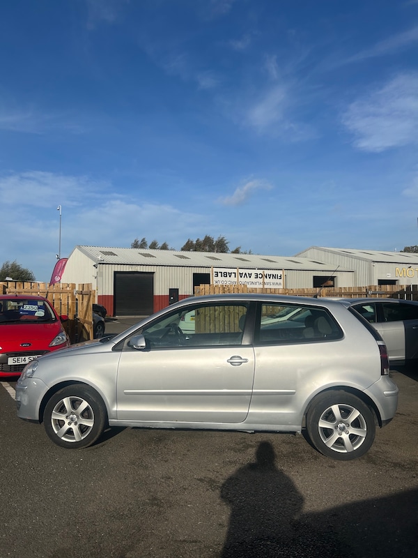 Used Volkswagen Polo 2009 for sale - 76008391: Photo 3