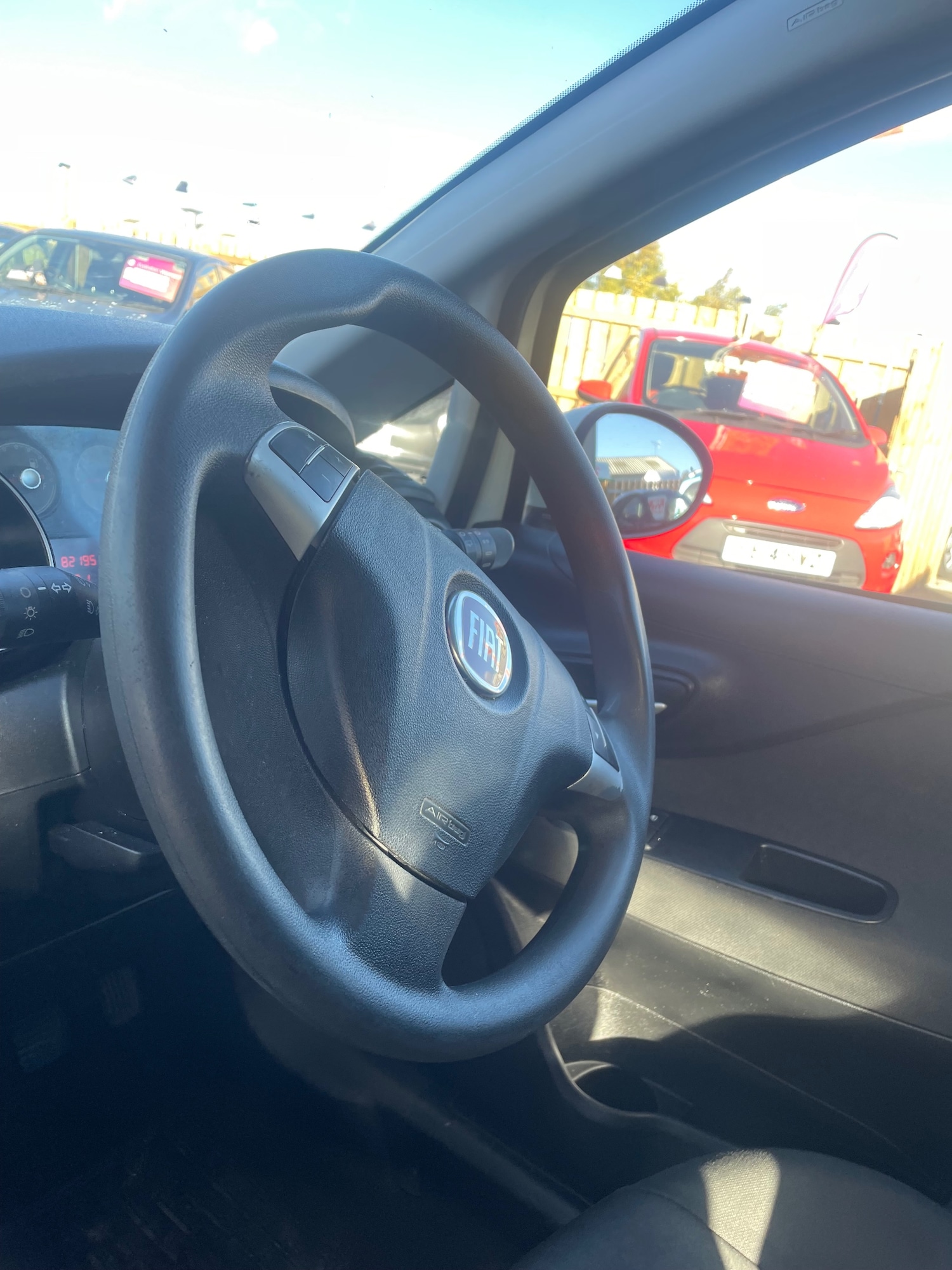 Used Fiat Punto 2014 for sale - 76331147: Photo 10