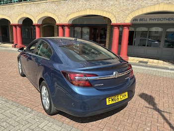 Used Vauxhall Insignia 2017 for sale - 75512179: Photo