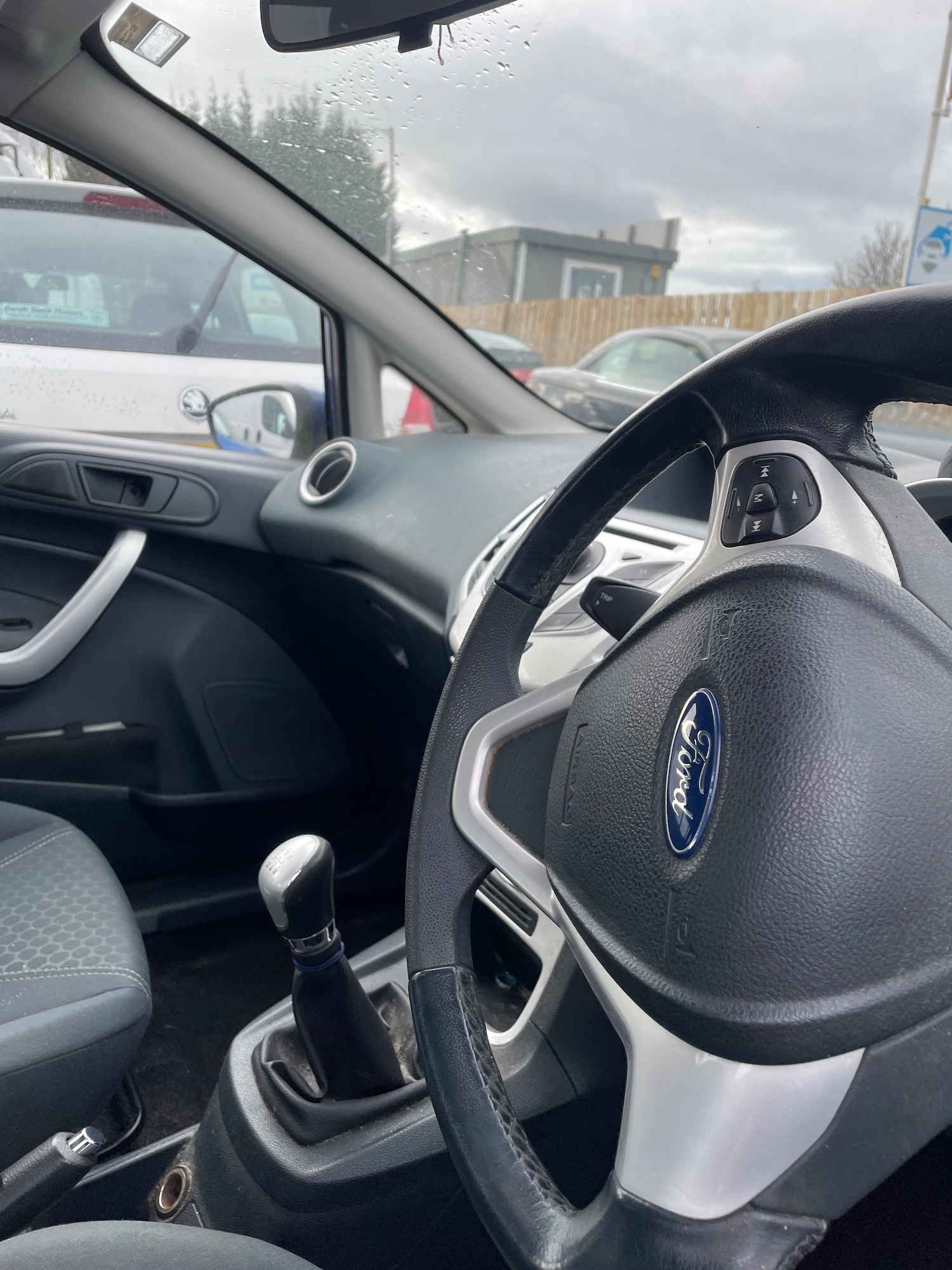 Used Ford Fiesta 2010 for sale - 77616662: Photo 5