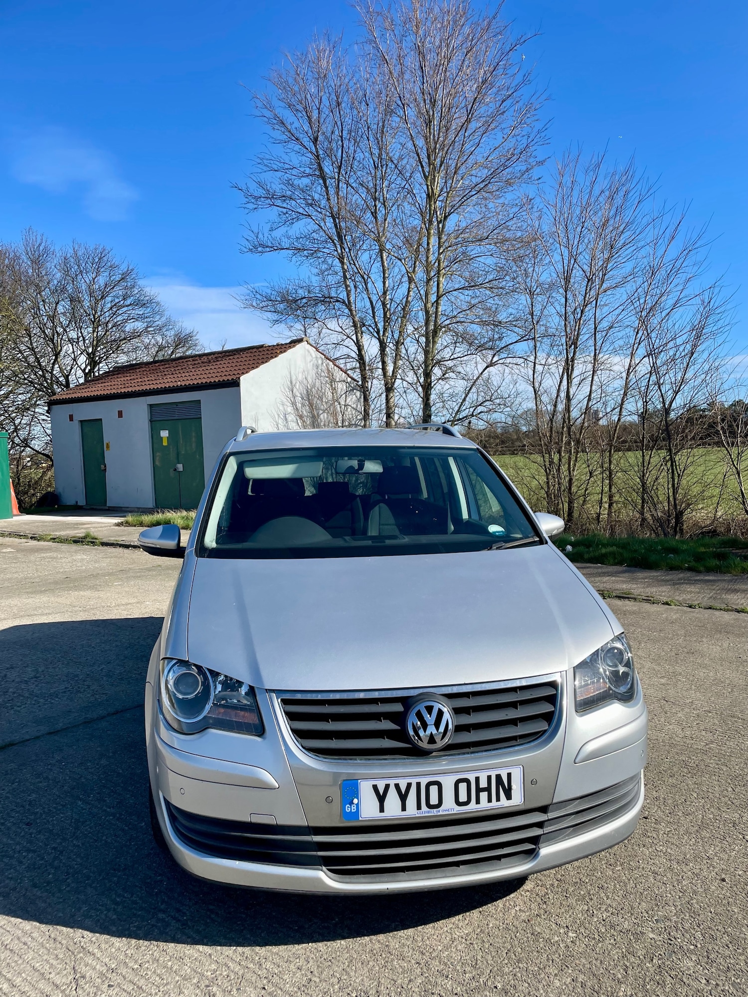 Used Volkswagen Touran 2010 for sale - 77916075: Photo 2