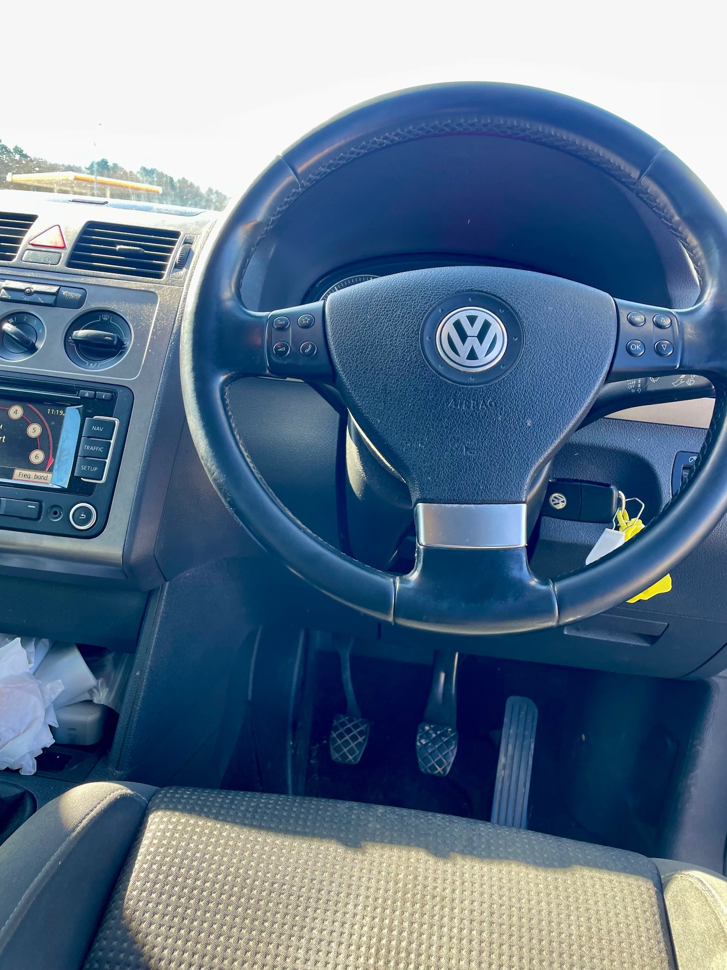 Used Volkswagen Touran 2010 for sale - 77916075: Photo 6