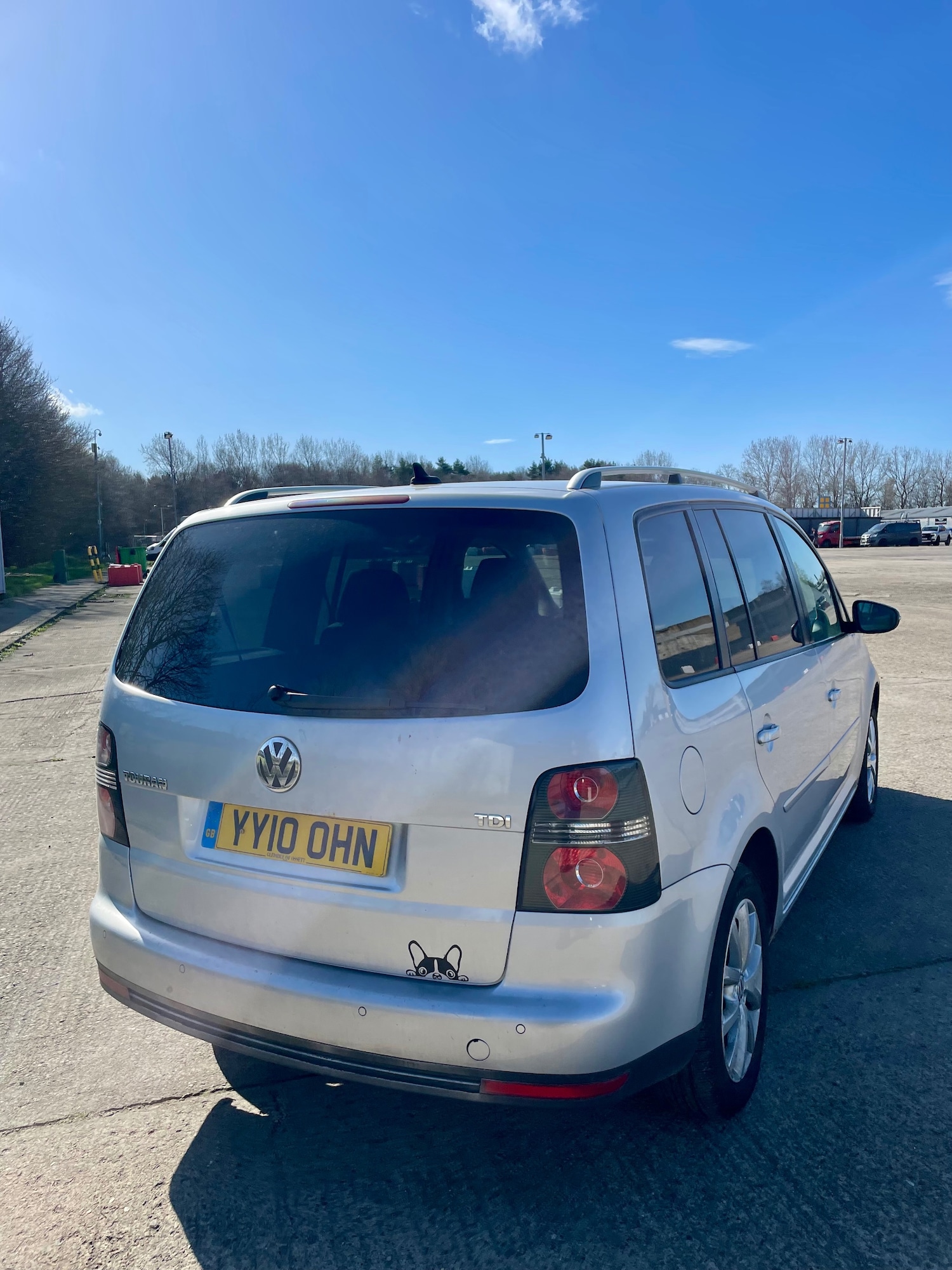 Used Volkswagen Touran 2010 for sale - 77916075: Photo 8