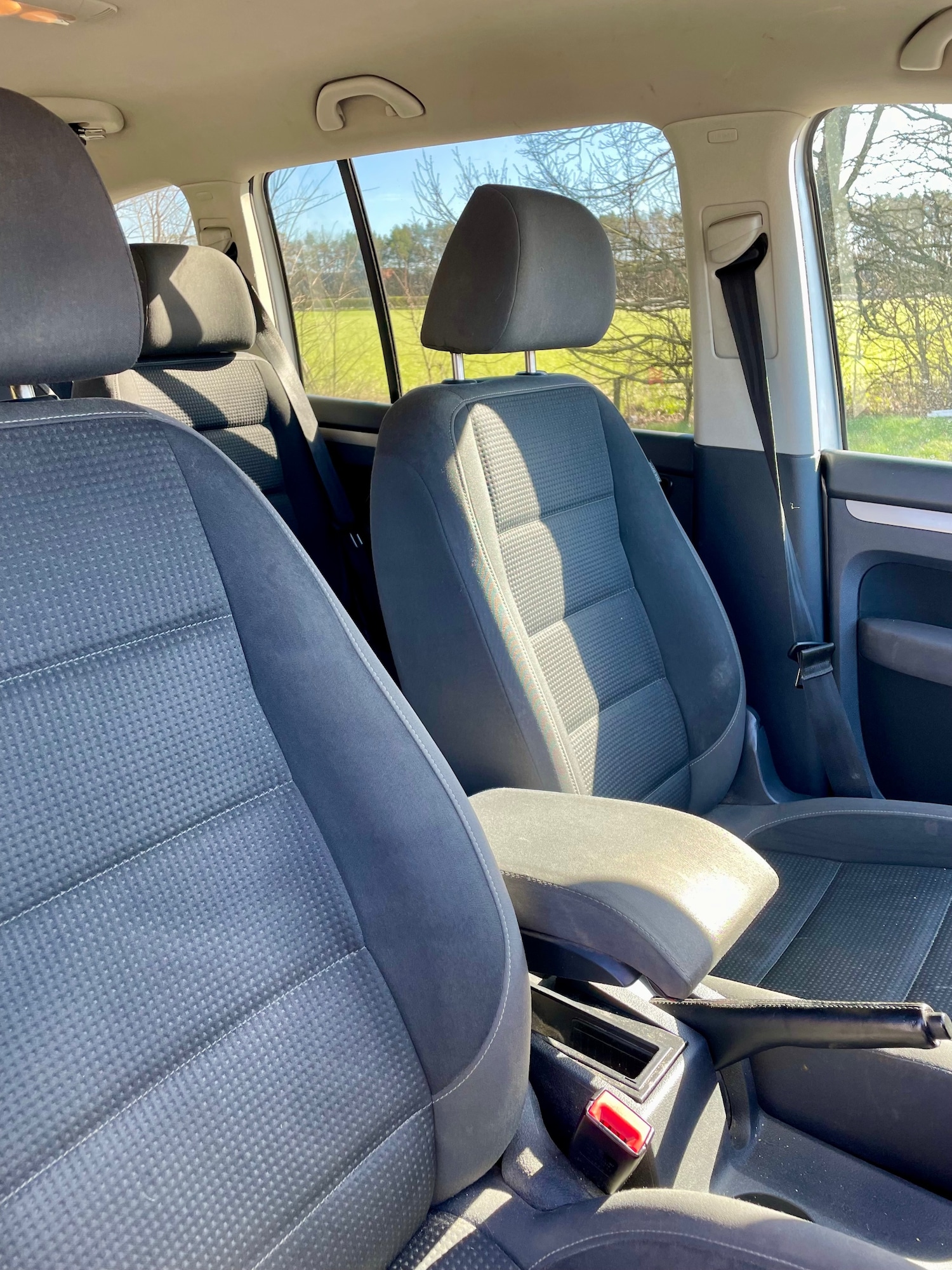 Used Volkswagen Touran 2010 for sale - 77916075: Photo 9