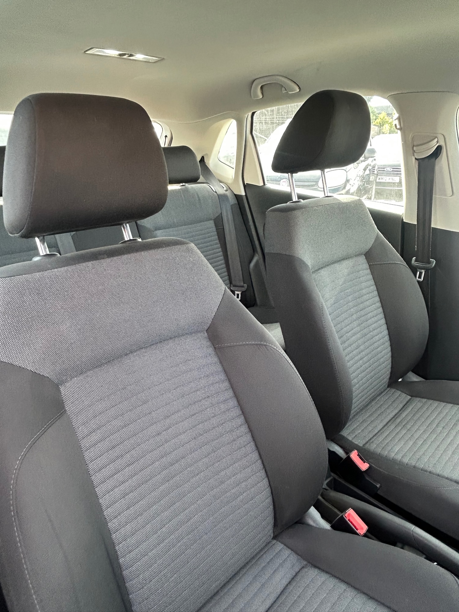 Used Volkswagen Polo 2010 for sale - 76181457: Photo 6