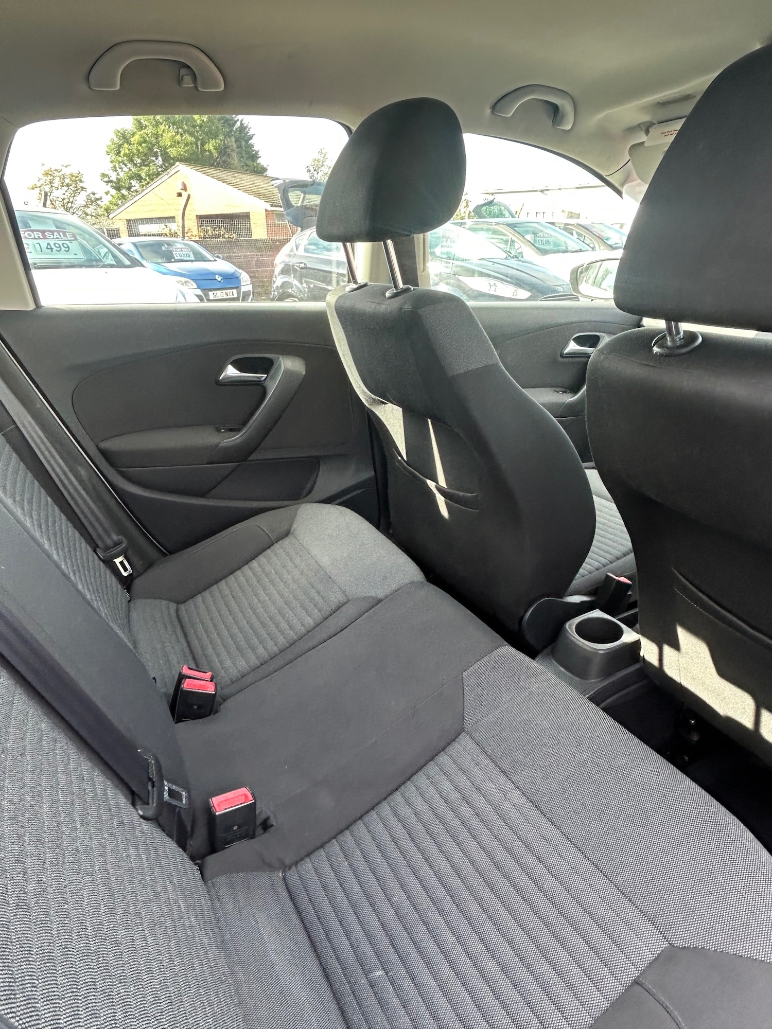 Used Volkswagen Polo 2010 for sale - 76181457: Photo 9