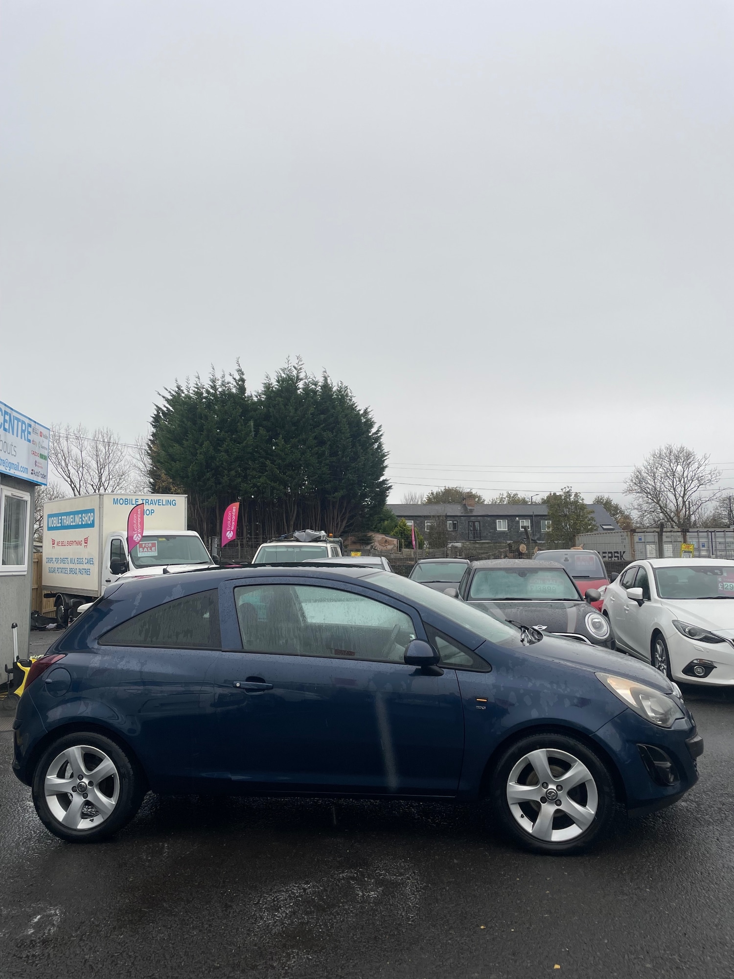 Used Vauxhall Corsa 2012 for sale - 76611309: Photo 3