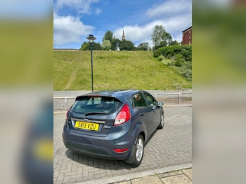 Used Ford Fiesta 2013 for sale - 78904797: Photo
