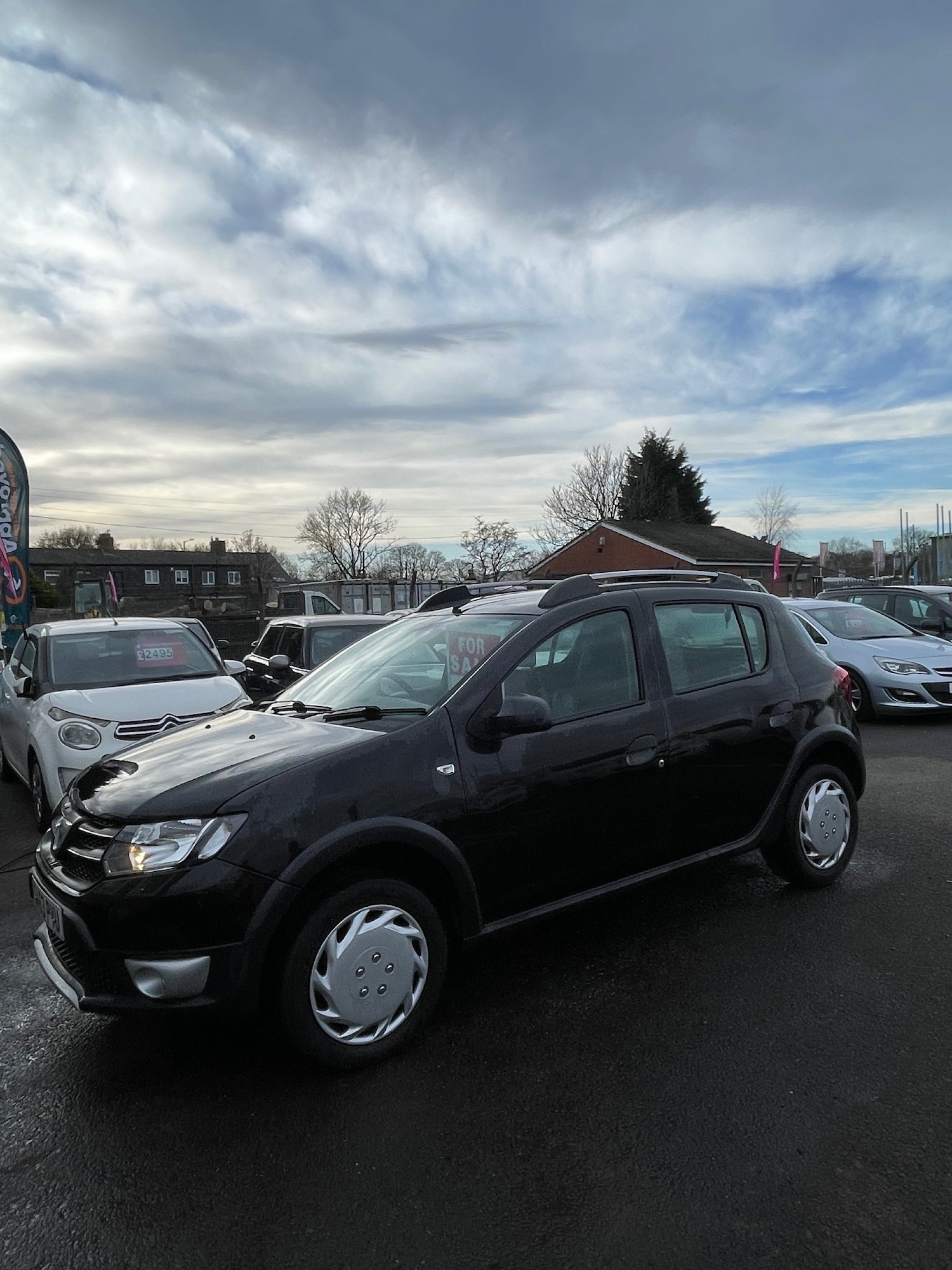 Used Dacia Sandero Stepway 2013 for sale - 76904759: Photo 2