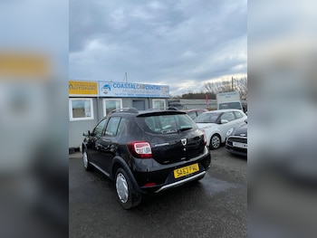 Used Dacia Sandero Stepway 2013 for sale - 76904759: Photo