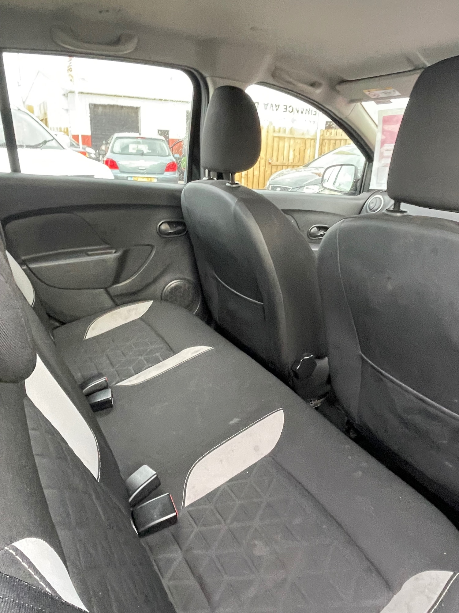 Used Dacia Sandero Stepway 2013 for sale - 76904759: Photo 8