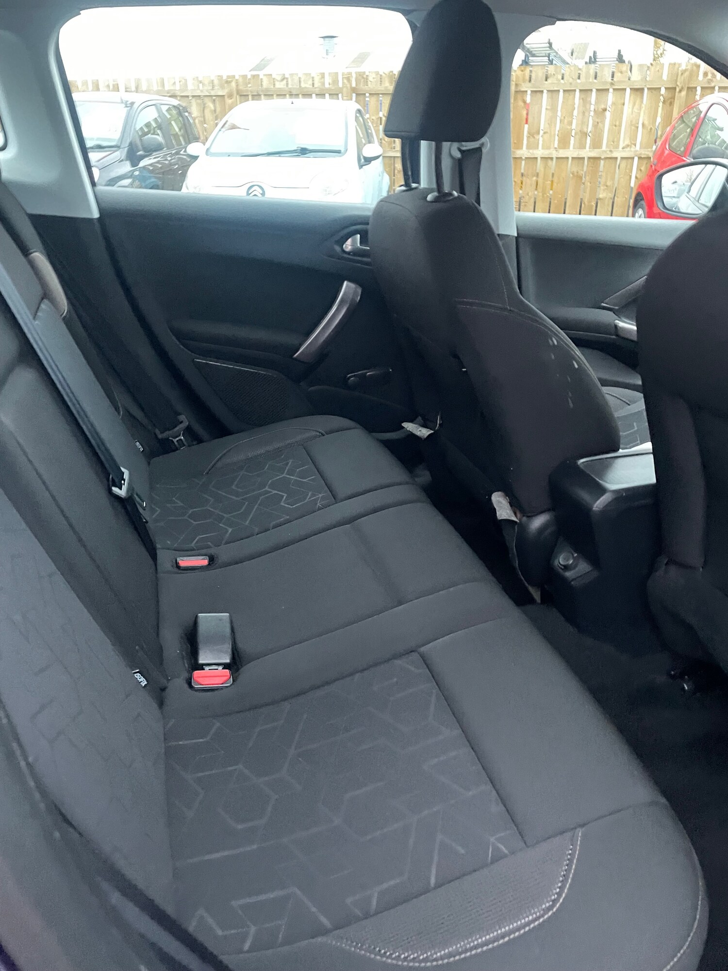 Used Peugeot 2008 2014 for sale - 76556693: Photo 9