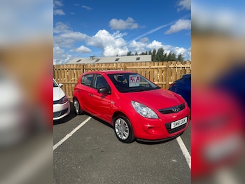 Used Hyundai i20 2012 for sale - 75760397: Photo