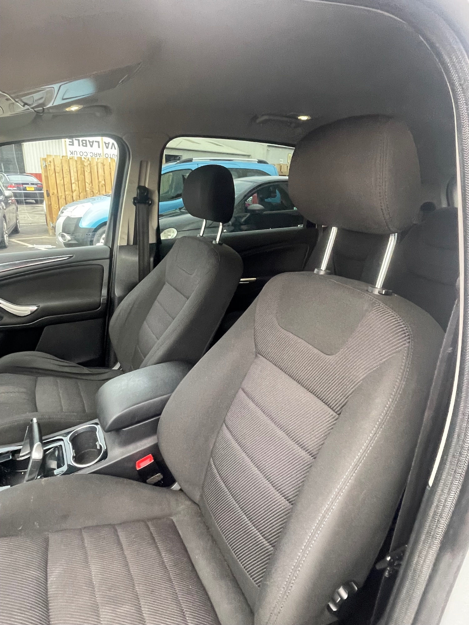 Used Ford S-Max 2011 for sale - 76451777: Photo 6