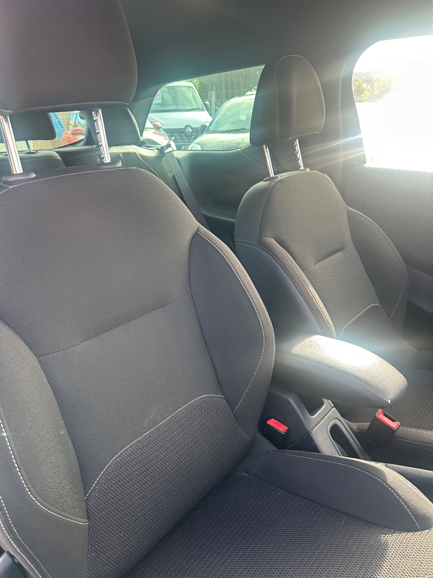 Used Citroen DS3 2014 for sale - 76182411: Photo 8