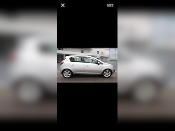 Used Vauxhall Corsa 2013 for sale - 77258067: Photo