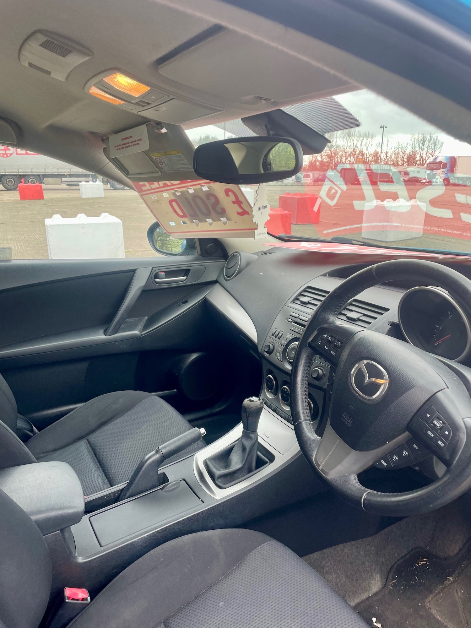 Used Mazda Mazda3 2010 for sale - 78065570: Photo 7