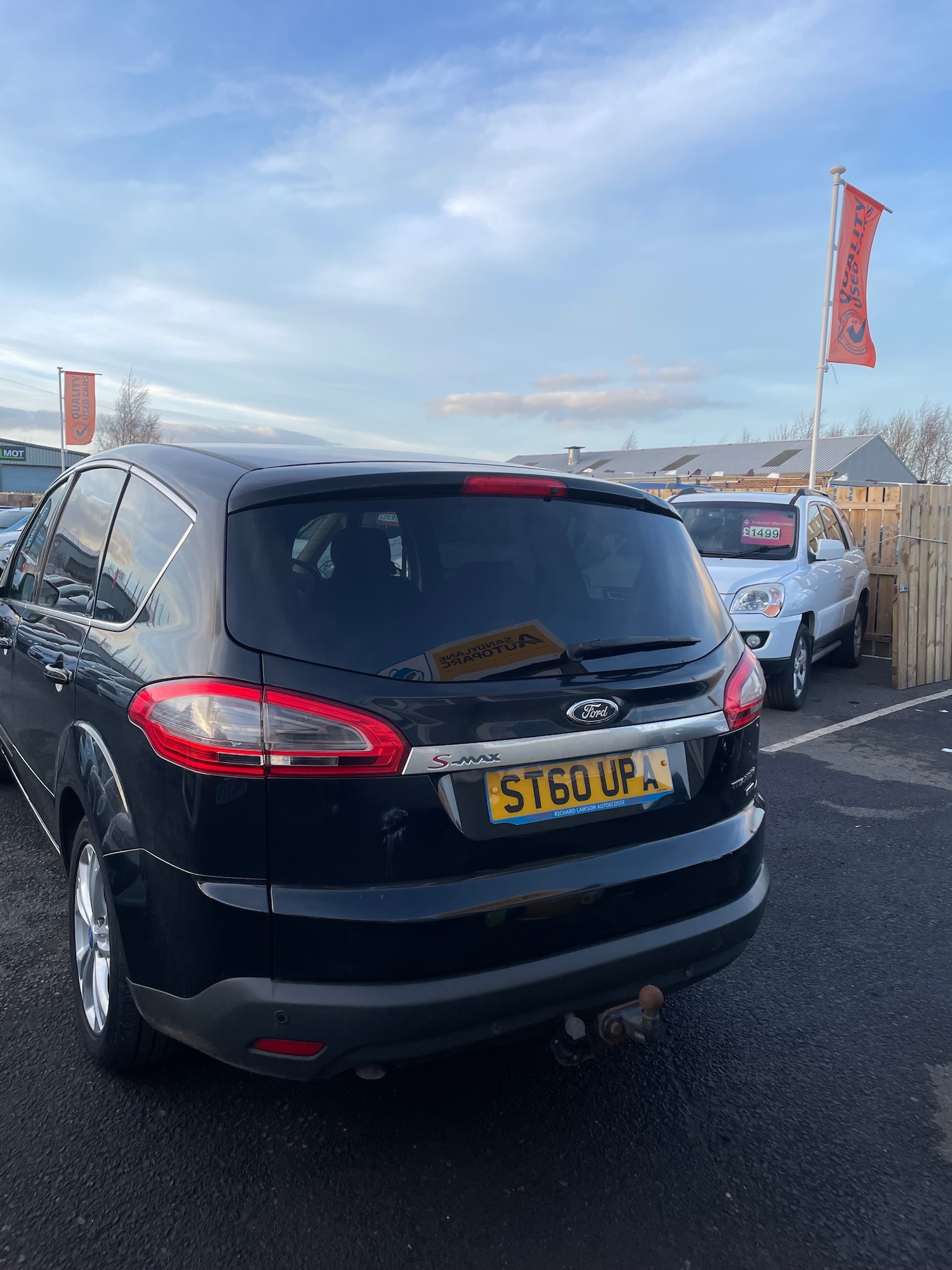 Used Ford S-Max 2011 for sale - 76906378: Photo 2