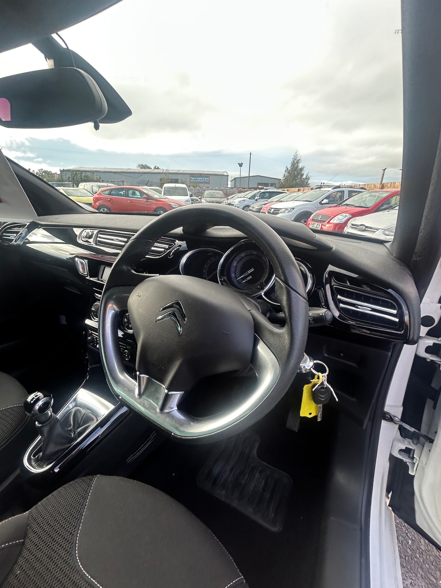 Used Citroen DS3 2013 for sale - 76182730: Photo 10