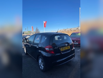 Used Honda Jazz 2013 for sale - 77568752: Photo