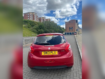 Used Peugeot 208 2013 for sale - 78858729: Photo