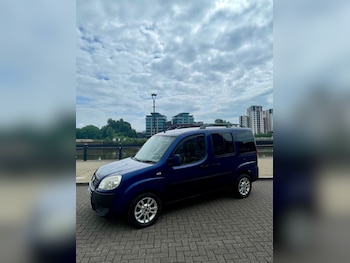 Used Fiat Doblo 2010 for sale - 78916112: Photo